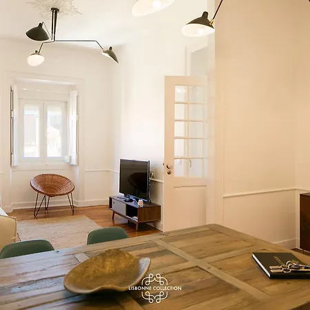 Апартаменты Elegant Living In Estrela District Лиссабон